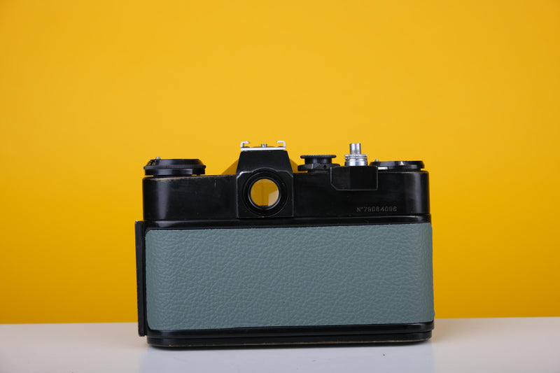 Zenit EM Grey Leather 35mm Film Camera with Helion 44M-4 Lens 58mm f/2