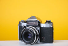 Load image into Gallery viewer, Praktica Super TL 35mm SLR Film Camera with Carl Zeiss 50mm f2.8
