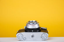 Load image into Gallery viewer, Zeiss Ikon Contaflex 35mm SLR Film Camera
