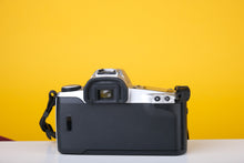 Load image into Gallery viewer, Canon EOS 500N 35mm SLR Film Camera with 28-80mm f3.5-5.6 Lens Boxed
