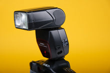 Load image into Gallery viewer, Minolta Program 5400 xi Flash

