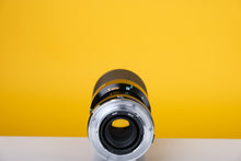 Load image into Gallery viewer, Tamron 80-210mm f3.8-4 Lens
