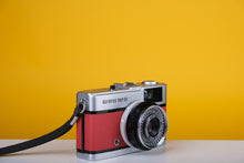Load image into Gallery viewer, Olympus Trip 35 Vintage Film Camera with Zuiko 40mm f2.8 Lens with Customised Red Skin
