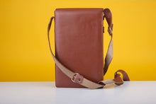 Load image into Gallery viewer, Polaroid SX-70 Case
