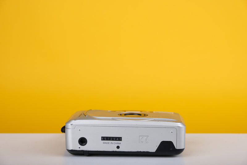 Samsung Fino 40S Panorama 35mm Point and Shoot Film Camera
