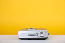 Load image into Gallery viewer, Konica Minolta Zoom 80C 35mm Point and Shoot Film Camera
