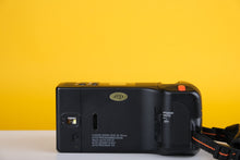 Load image into Gallery viewer, Chinon Handyzoom 5001 35mm Point and Shoot Film Camera
