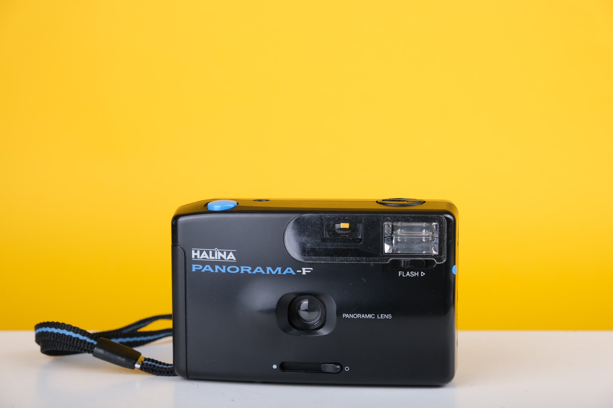 Halina Panorama-F 35mm Point and Shoot Film camera Boxed