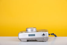 Load image into Gallery viewer, Minolta Riva Zoom 125 35mm Point and Shoot Film Camera
