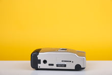 Load image into Gallery viewer, Minolta AF25 35mm Point and Shoot Film Camera
