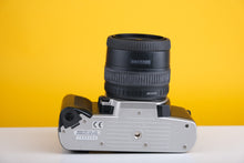 Load image into Gallery viewer, Pentax MZ-M 35mm SLR Film Camera with 35-80mm f4 Lens
