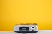 Load image into Gallery viewer, Fujifilm Silvi 70 35mm Point and Shoot Film Camera
