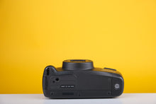 Load image into Gallery viewer, Pentax Zoom 280-P 35mm Point and Shoot Film Camera
