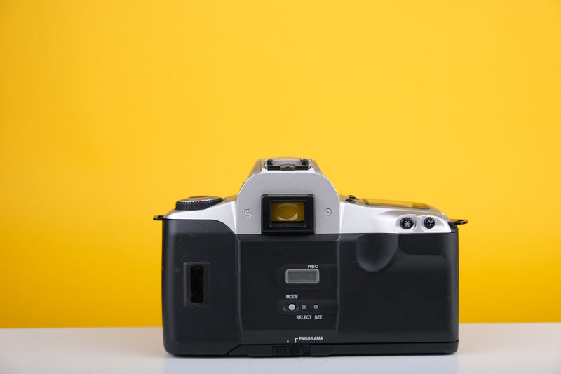 Canon EOS 300/Kiss III  35mm SLR Film Camera With Canon Zoom Lens 28-80mm f/4-5.6 Lens
