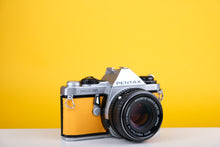 Load image into Gallery viewer, Pentax ME Super 35mm SLR Film Camera with SMC Pentax-M 50mm f1.7 Lens
