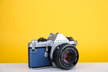 Load image into Gallery viewer, Pentax ME Super 35mm SLR Film Camera with SMC Pentax-M 50mm f1.7 Lens
