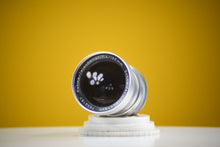 Load image into Gallery viewer, Schneider-Kreuznach Retina-Tele-Xenar f:4/135mm lens For Kodak Retina Reflex with Case
