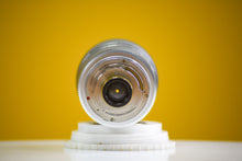 Load image into Gallery viewer, Schneider-Kreuznach Retina-Tele-Xenar f:4/135mm lens For Kodak Retina Reflex with Case
