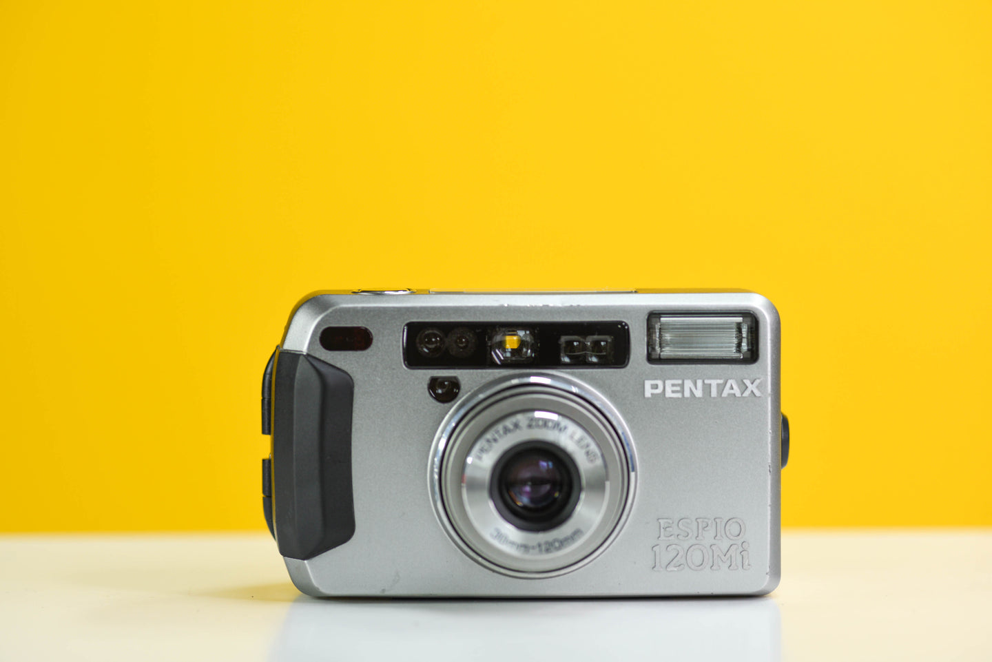 Pentax Espio 120Mi 35mm Film Camera Point and Shoot With Case