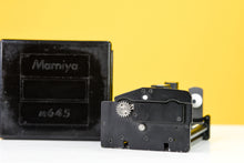 Load image into Gallery viewer, Mamiya 645 120 Roll Film Insert &amp; Case for M645J 1000s
