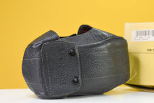 Load image into Gallery viewer, Used Zenza Bronica  Genuine Original Soft Leather Carrying  Case In Box
