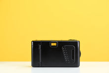 Load image into Gallery viewer, Olympus AF-10 Super Vintage 35mm Film Camera with Case
