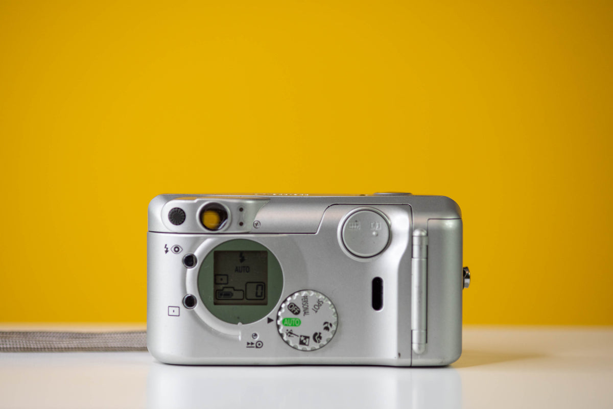 Canon Sure Shot Z155 Vintage 35mm Fim Camera (Autoboy 155/ Prima Super)