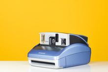 Load image into Gallery viewer, Polaroid One 600 Instant Film Camera
