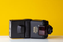 Load image into Gallery viewer, Sunpak Powerzoom 4000 AF Flash For Canon Cameras
