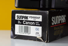 Load image into Gallery viewer, Sunpak Powerzoom 4000 AF Flash For Canon Cameras
