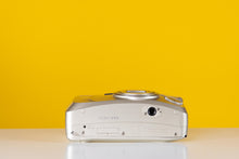 Load image into Gallery viewer, Samsung Vega 140s 35mm Film Camera Point and Shoot

