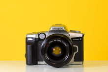Load image into Gallery viewer, Minolta Dynax 4 35mm Film Camera with 35-70mm f4 Lens
