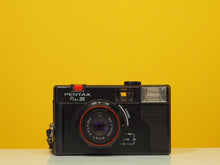 Load image into Gallery viewer, Pentax Pino 35 Film Point and Shoot Camera
