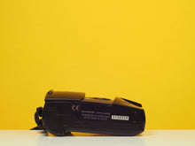 Load image into Gallery viewer, Olympus Trip AF-31 35mm Point and Shoot Film Camera
