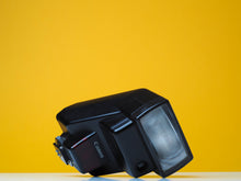 Load image into Gallery viewer, Canon Speedlite 300EZ Flash
