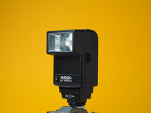 Load image into Gallery viewer, Nissin 28TX THYRISTOR-SO Flash
