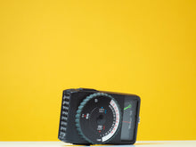 Load image into Gallery viewer, Vivitar 35 Light Meter
