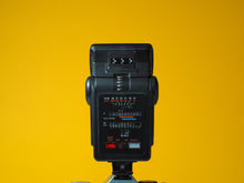Load image into Gallery viewer, Hanimex TZ1 Flash
