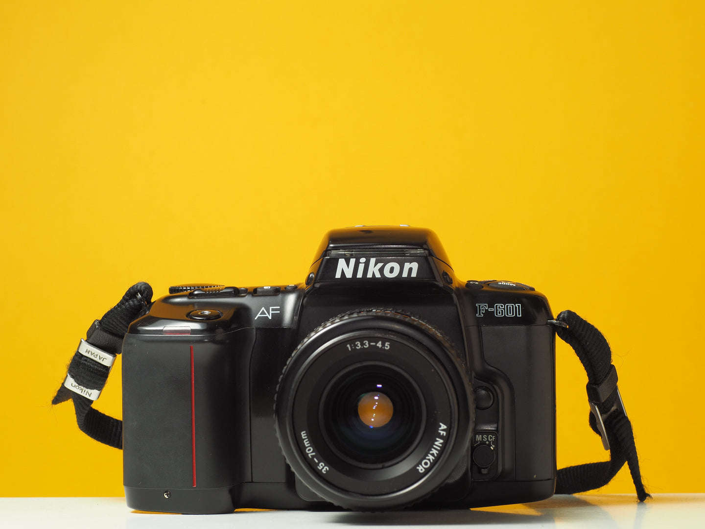 Nikon F-601 with 35-70mm f3.3-4.5 Lens SLR Film Camera