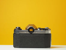 Load image into Gallery viewer, Praktica Nova B with Carl Zeiss 50mm f2.8 Lens SLR Film Camera
