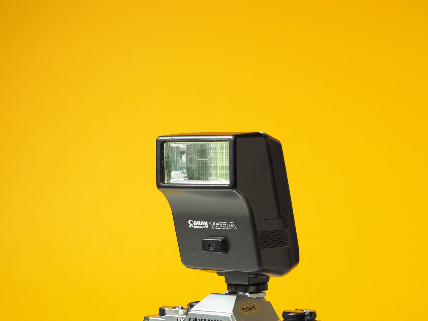 Canon Speedlite 188A Flash