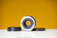Load image into Gallery viewer, Olympus OM Zuiko Auto-T 135mm f/3.5 Prime Lens
