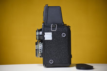 Load image into Gallery viewer, Lubitel 166B Vintage  TLR 120 Medium Format Film Camera
